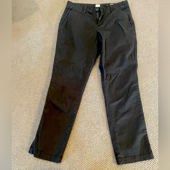 Gap black Girlfriend chinos. 2P - Picture 1 of 6
